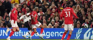 United nära Wembley efter klar seger