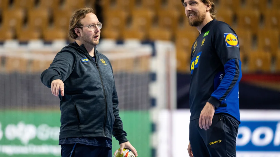 Mattias Flodman (till vänster) stannar i allsvenska Skånela.