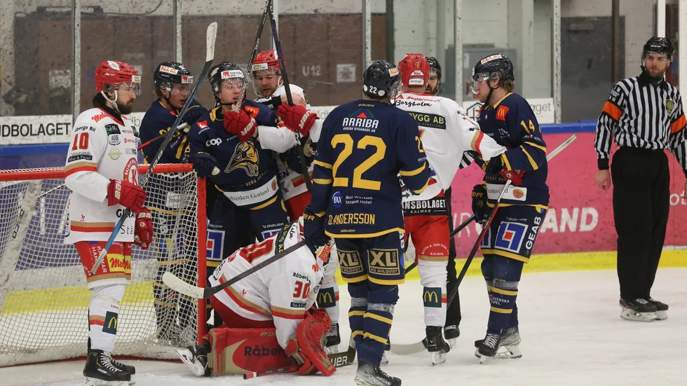 Heta känslor i matchen mellan Visby Roma och Kalmar.