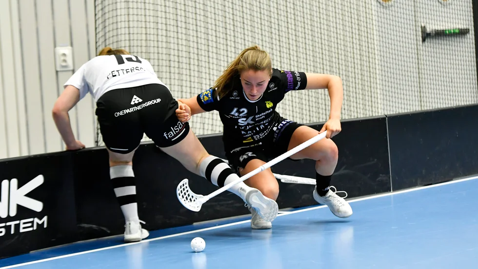 Emelie Engström och Gamla stan tog ledningen i första perioden, men föll efter Örnsköldsviks uppryckning.
