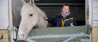 Familjerna varnar för trafikfarlig väg: "Väldigt läskigt"