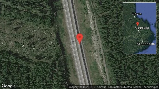 En personbil i olycka på E4