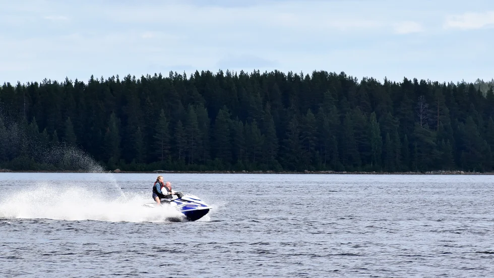 Företaget Hyr idag, Norrland AB, förlorade nästan alla kunder efter införandet av förarbevis.