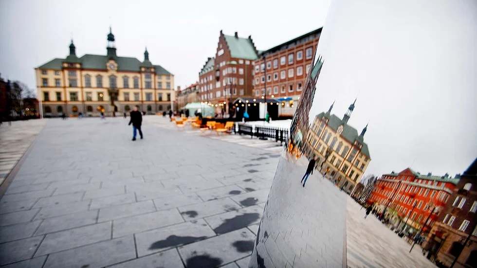 På fredagen välkomnas bastuentusiaster till Fristadstorget. Suomi Finland firar 100 år och jubileumsåret inleds med gratis bastutält, badtunna och kall pool.