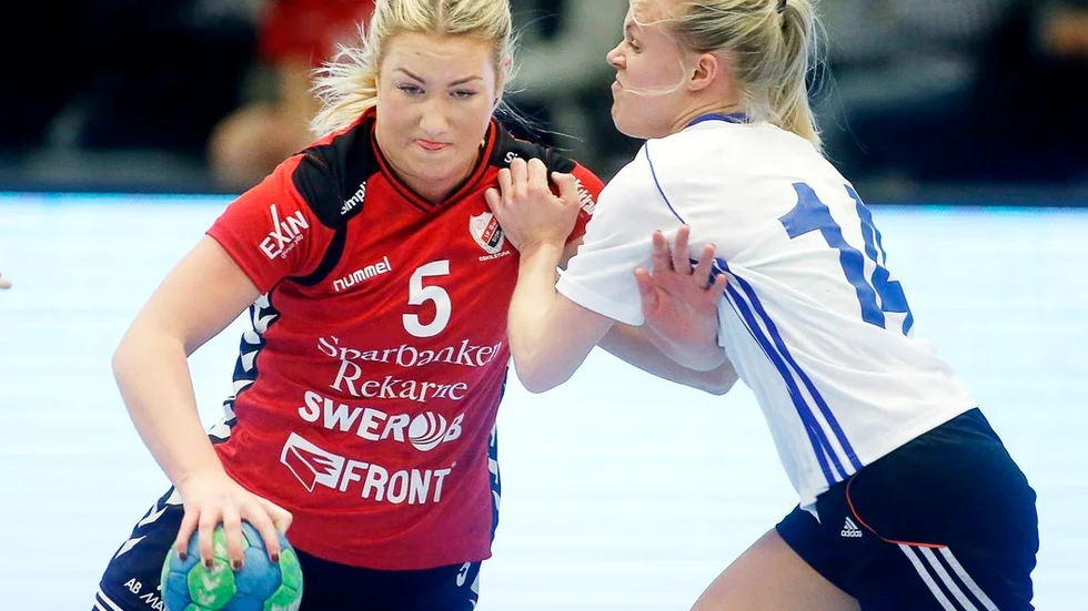 Guif med Olivia Gemmel i spetsen förlorade bortamatchen mot tabelltvåan Skånela med 34–27.