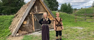 12-åringarna Liv och Love spelar vikingbarn i Farmens nya satsning:" Att vara skådespelare är kul, men jag kanske blir något annat när jag blir stor"