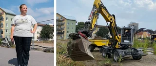 Titta, nu inleds storbygget i Vasastan – igen • Stått still i fyra år • 25 miljoner dyrare • Buskar och träd bland betongen: "Har sett förskräckligt ut"