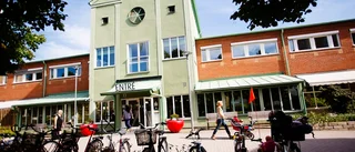 Badar biblioteket i pengar?