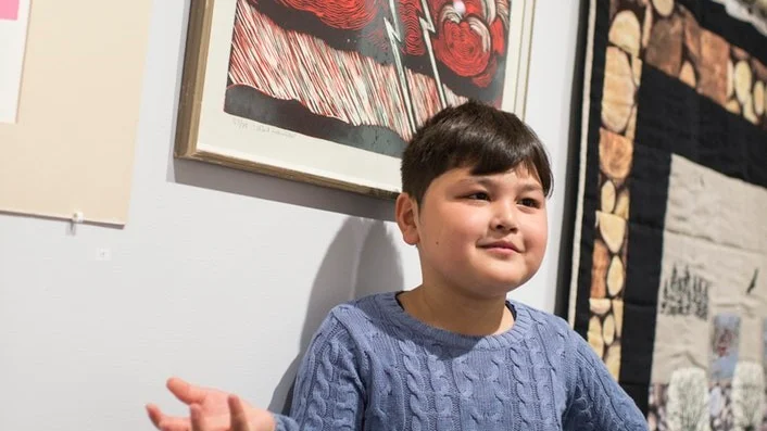Isak Jawad fastnade för Lennart Forsbergs "Hårt åskväder".– Den är fin med blixtar som liksom blöder, säger han.