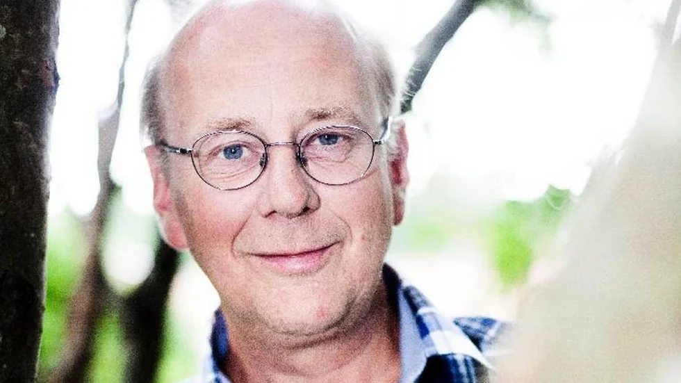 Fredrik Hernblom svarar på frågor om sitt namn.