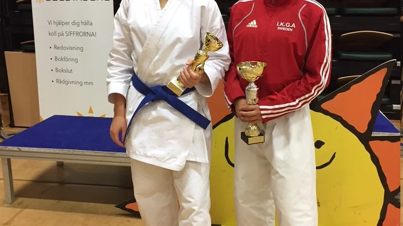 Charlotta Gillisson tog brons och Moa Troung silver för Goju-Kai.
