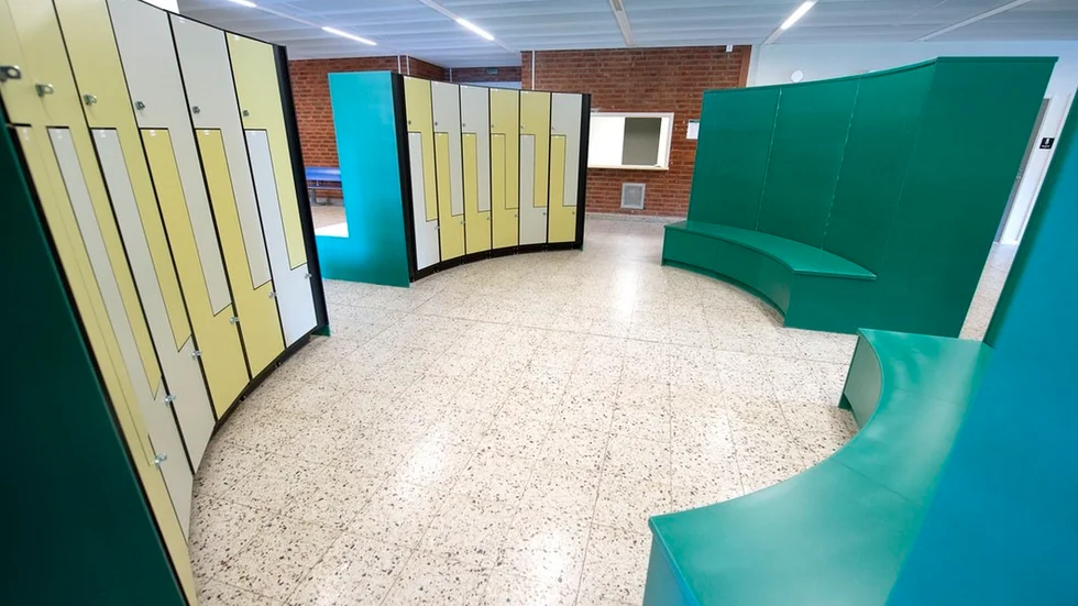 Bredvid Björn Löfstedts kontor är de nya skåpen placerade.