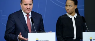 Ledare: Löfven bygger murar av käbbel