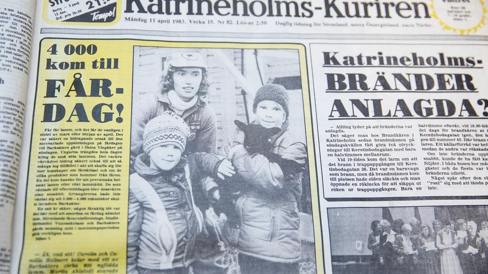 Ur Katrineholms-Kuriren 11 april 1983, då det rapporterades om den enorma publiktillströmningen till Barksäters gårds fårdag.