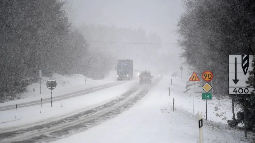 E4:an är en av de vägar som kommer vara hårt belastad under julhelgen enligt Trafikverket.