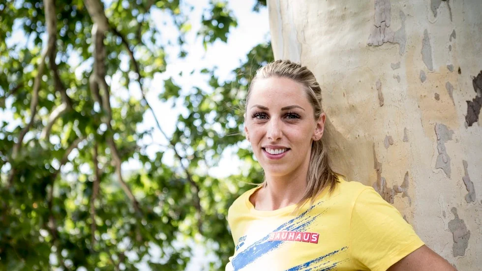 Jennie Johansson har nått stora framgångar i simbassängerna. Nu kanske hon kan inspirera några av framtiden svenska stjärnor när hon besöker Sum-Sim i Eskilstuna. Foto: Christine Olsson/TT