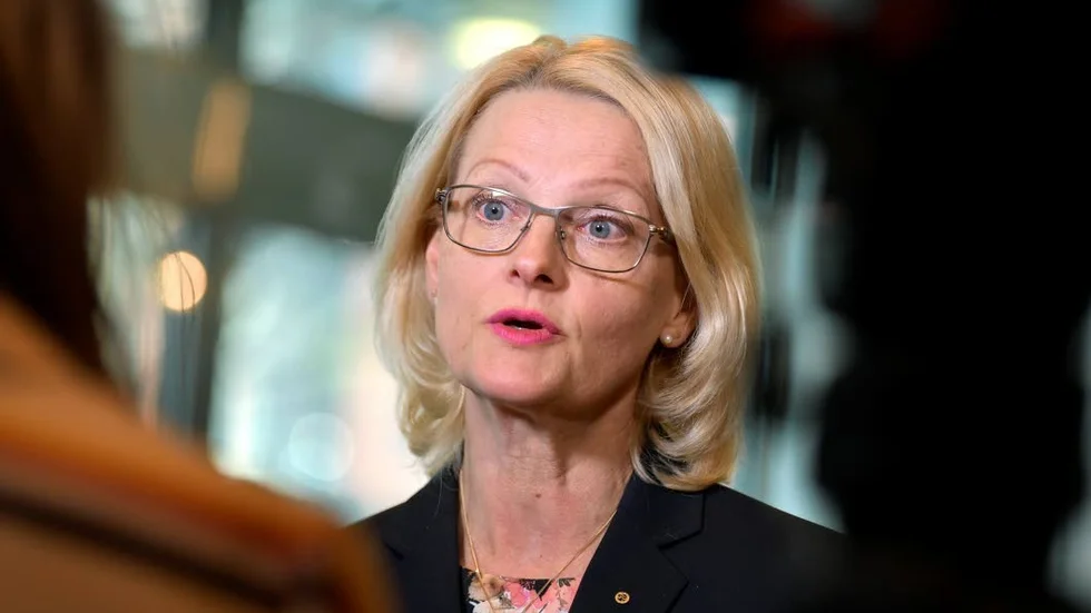 Heléne Fritzon, Socialdemokraternas förstanamn i EU-valet, ger inget löfte om att redovisa hur hon använder schablonersättningen på 45 000 kronor i månaden.