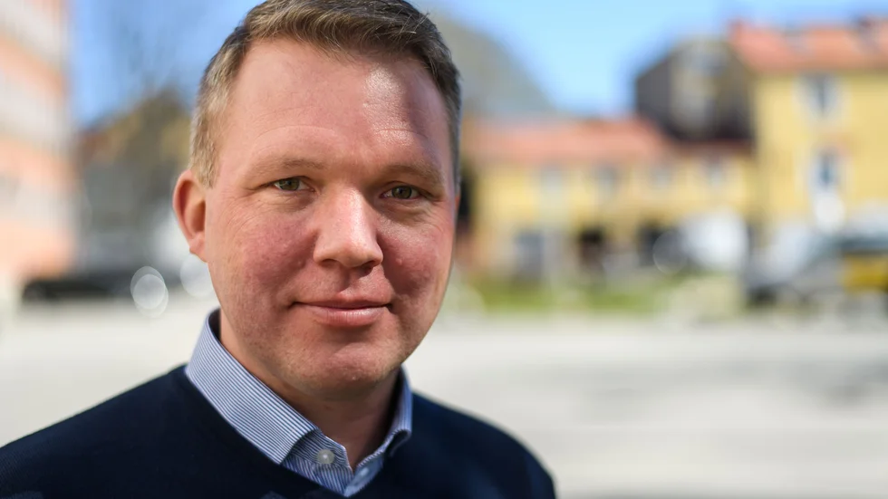 "Det grundläggande för oss, är att hockeyförbundets medlemmar bestämmer om hockeyn", säger Anders Larsson.