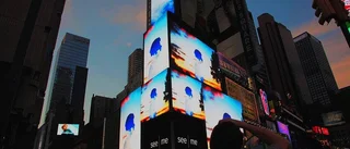 Mattias bilder visas på Times Square