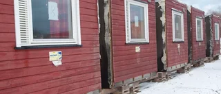 Idag ska modulhusen för Trosas nyanlända monteras