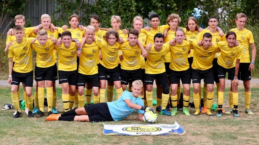 BK Sports U15-lag är klara för A-slutspel efter tre raka vinster i gruppspelet.