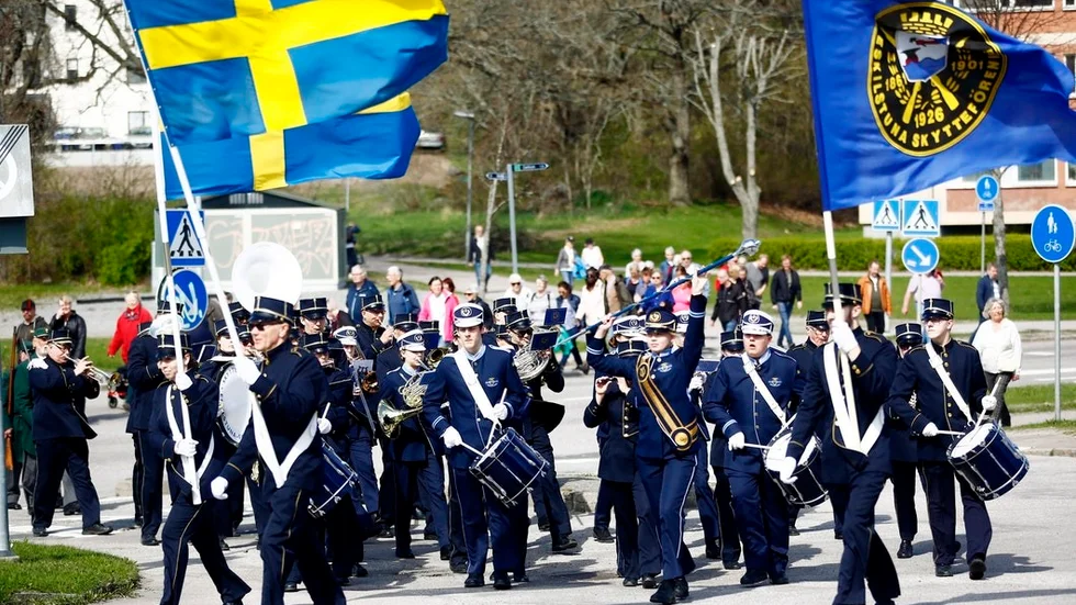 Reveljen på väg att nå sitt mål, Trumslagargården.