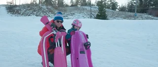 Trosabacken smygöppnade med pulkåkning