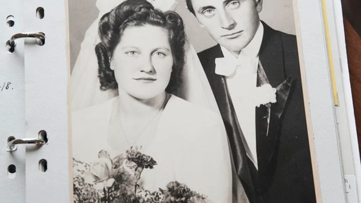 Bröllopsfotot på Edvin och Elna Andersson när de gifte sig den 8 november 1948.