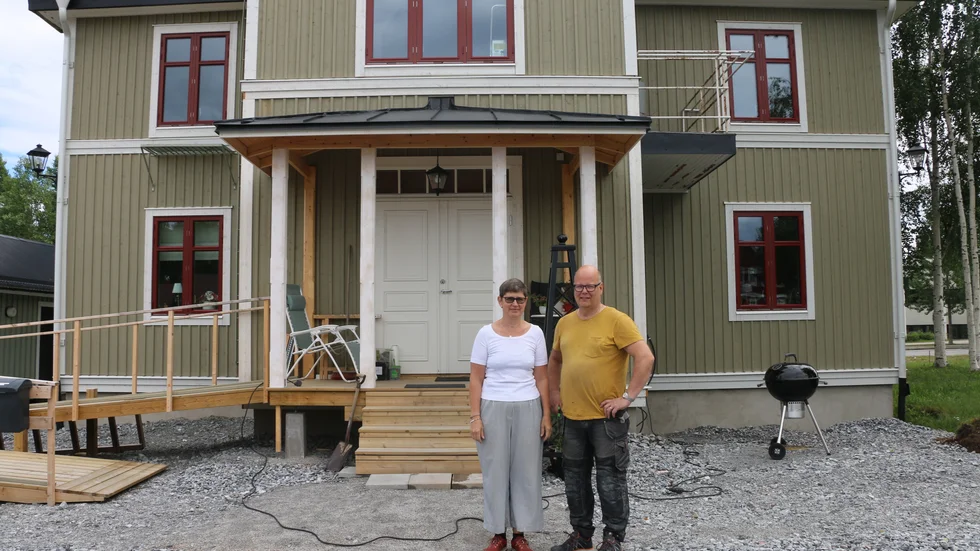 Jörgen och Anna-Karin Lindström har lagt ner många timmar på Gröna villan. 