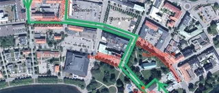 Här kan du se studentflaken i Motala rulla fram: "Aldrig kört den här rutten förut"