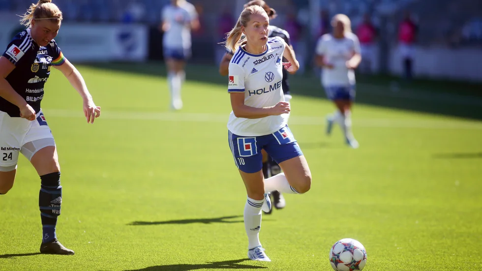 Mimmi Asperot gjorde tre mål redan i den första halvleken.