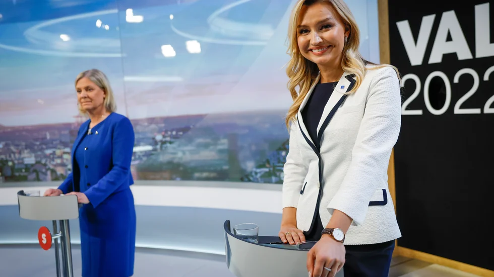 Statsminister Magdalena Andersson (S) och Kristdemokraternas partiledare Ebba Busch inför söndagskvällens partiledardebatt i TV4.