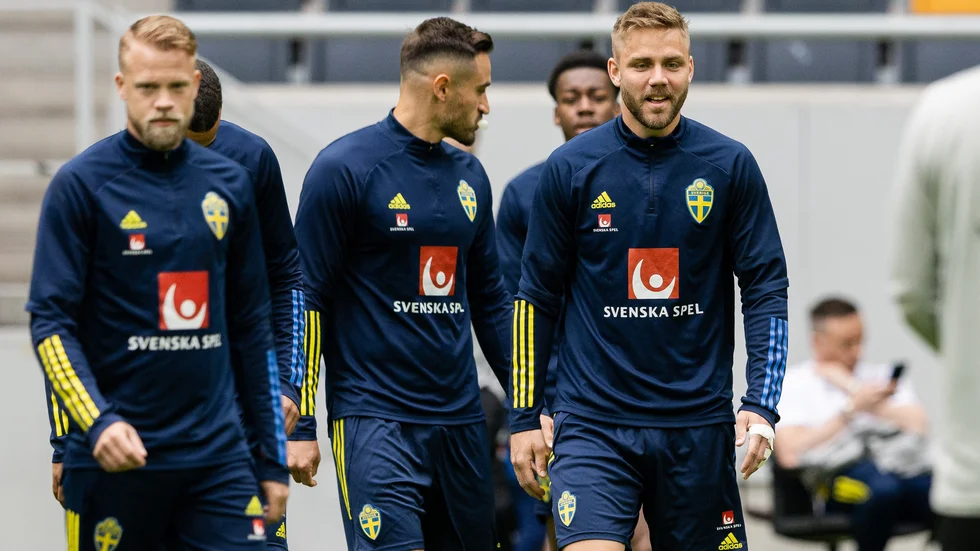 Christoffer Nyman, till höger, på sin senaste landslagssamling i juni i samband med Nations League.