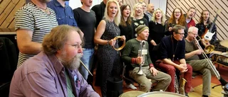 Toppförstärks av mellovinnare