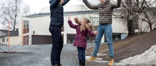 Så många unga mammor bor hemma hos mamma