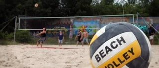 Ta bollen eller ät sand!