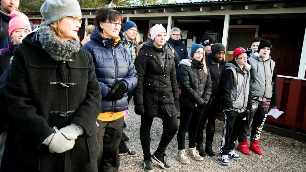 Många ungdomar och skidentusiaster hade samlats vid Svaidestugan.