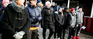 OS-hjälten prisade barnen i Svaide Roma