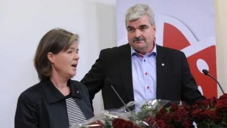Lilla och stora J. Jämtin och Juholt.Foto: Scanpix