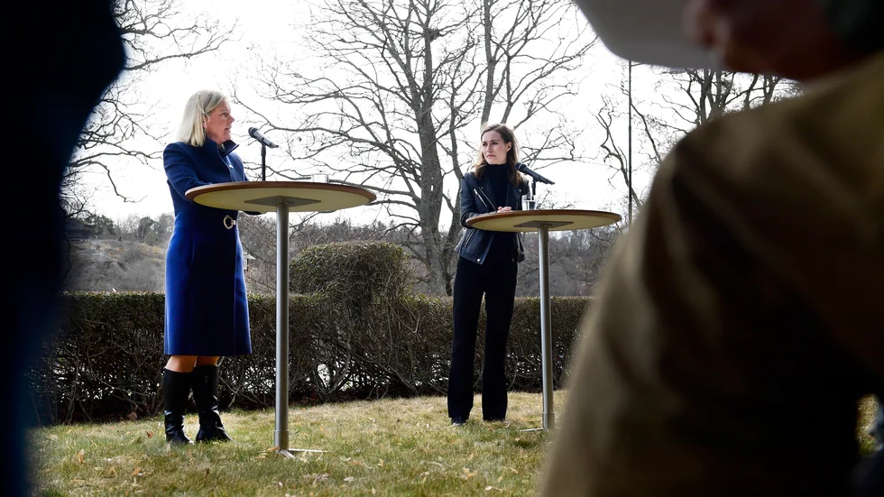 Statsminister Magdalena Andersson (S) och Finlands statsminister Sanna Marin håller en pressträff i mitten av april vid Villa Bonnier i Stockholm.