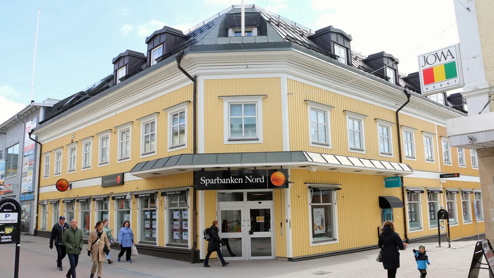 cirka tio procent av Sparbanken Nords kunder fick felaktiga saldon på sina konton i slutet av förra veckan.