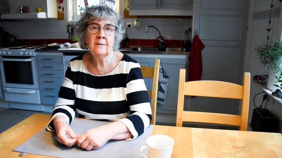 Assistansersättningen. Ingrid Johansson är kritisk till åldersgränsen för assistansersättning.