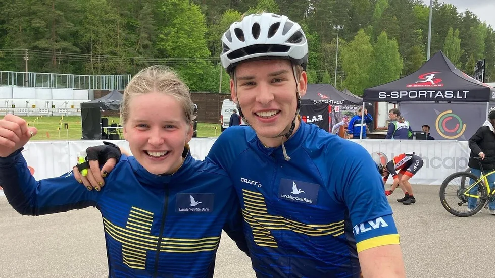 Yrsa och Sverre Röjgård bjöd på storslagen cykling i skogen.