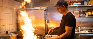 Eftertraktade kocken har öppnat ny restaurang • "Rivalerna" på gatan: "De har sina kunder, vi har våra"