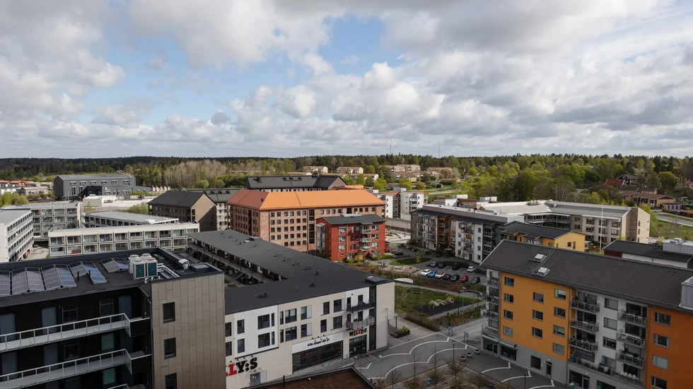 Centrala Knivsta har förvandlats sedan kommunen bröt sig loss från Uppsala för 20 år sedan.