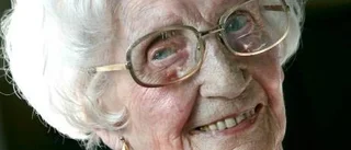 Annie - en rask 100-åring firade med öppet hus