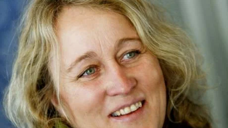 Eldsjäl. Carola Magnusson från TV4:s "Matakuten" ska laga primörer på skolmatsbudget.