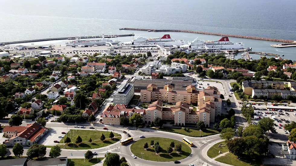 Järn AB Södertorg, beläget mellan bostadskvarteren Linden och Häggen, vill lämna sin nuvarande plats för att ge utrymme för bostäder i kvarteret.