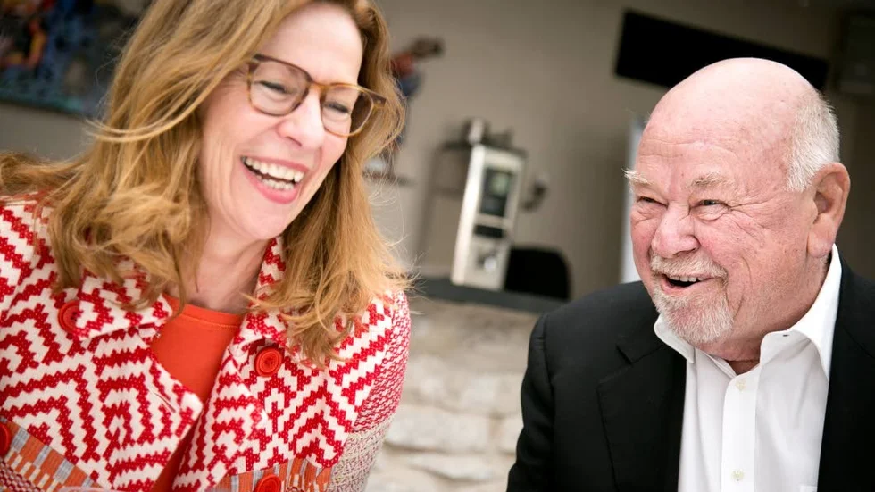 Max Hansson tillsammans med Swedbanks vd Birgitte Bonnesen.