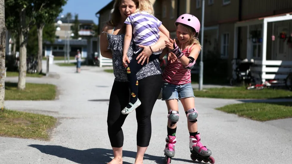Prio ett. Emelie Ottossons döttrar Elvira och Michelle står alltid högst i prioriteringsordningen.